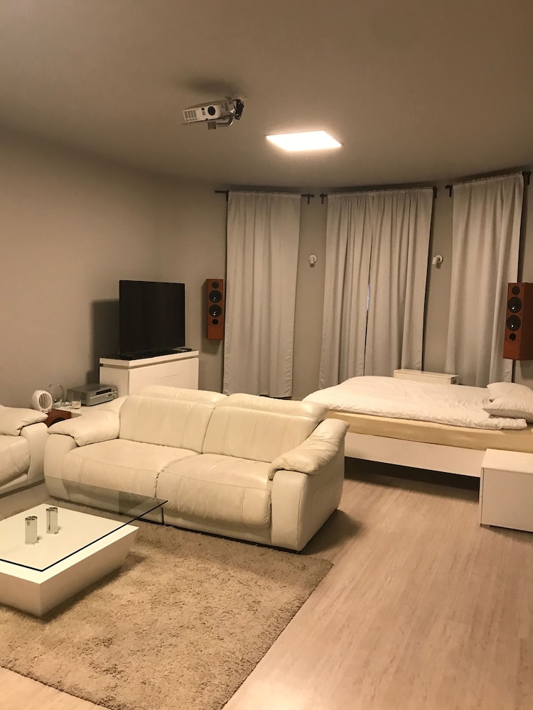 Apartment (Penthouse)