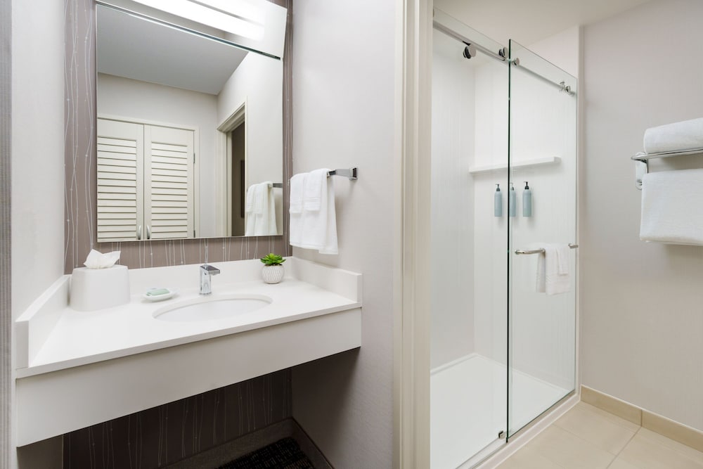 Room, Multiple Beds - Photo 4