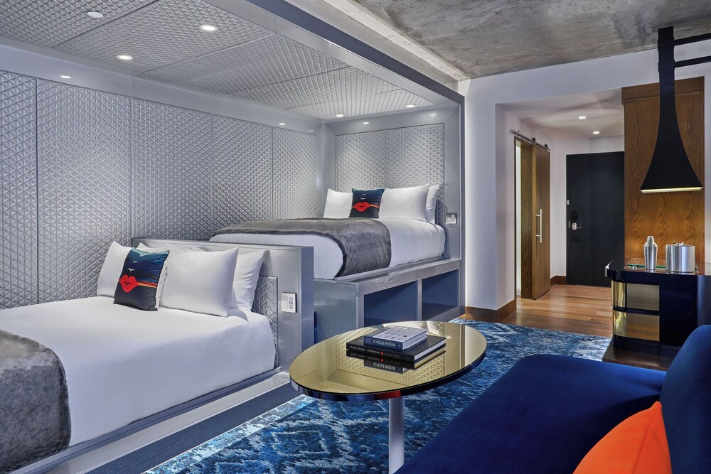 Room, 2 Queen Beds
