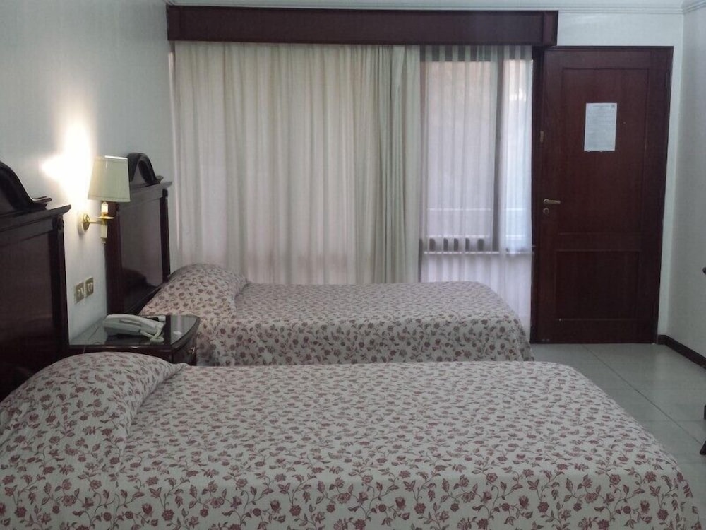 Executive Twin Room photo 2
