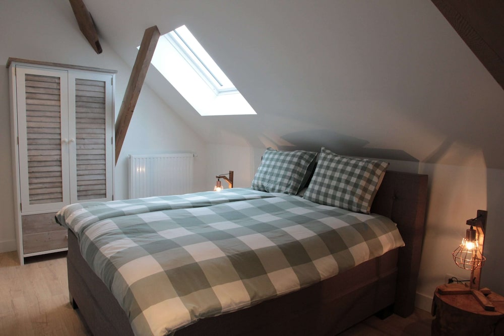 Villa photo 3