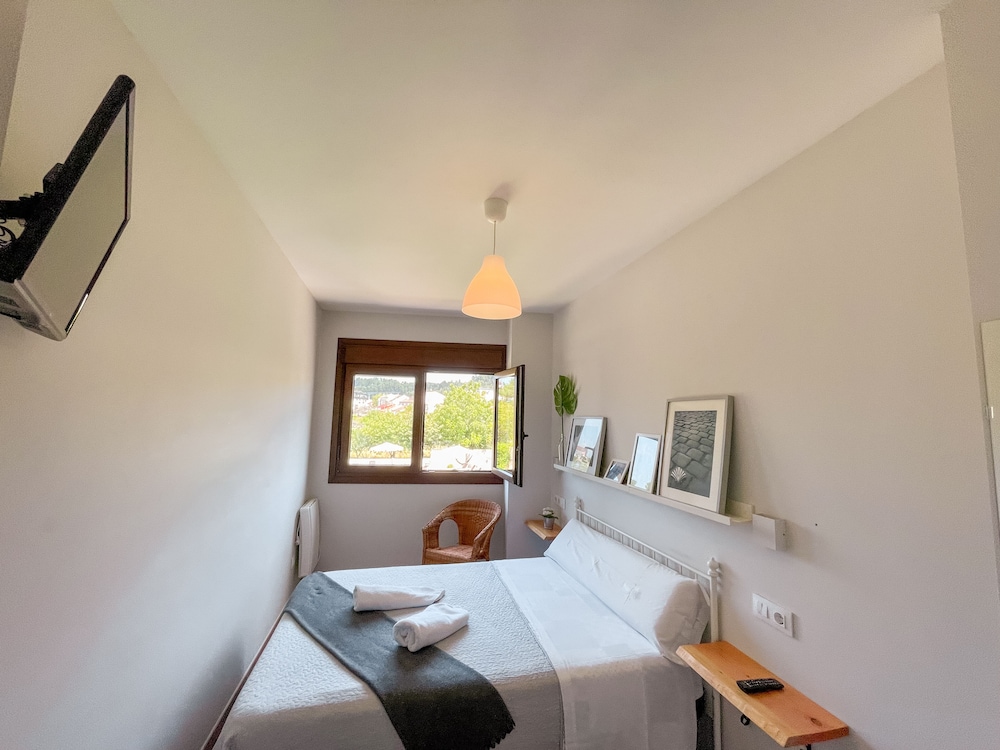 Family Quadruple Room, Private Bathroom, Garden View photo 3