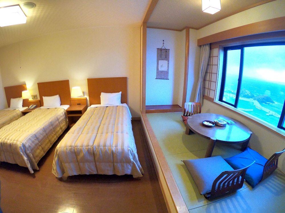 Triple Room Non Smoking, Bay View photo 3
