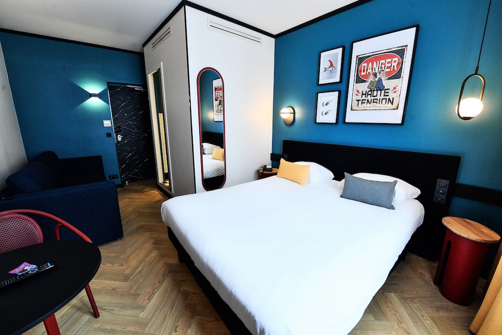Suite, 1 Double Bed with Sofa bed (Design) - Photo 3