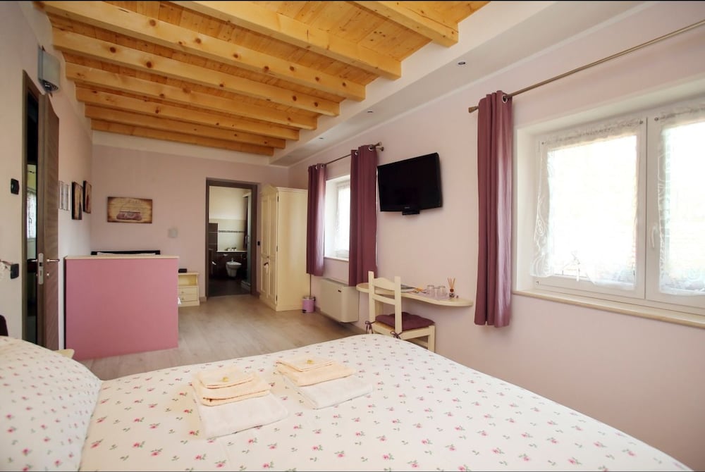 Triple Room photo 3