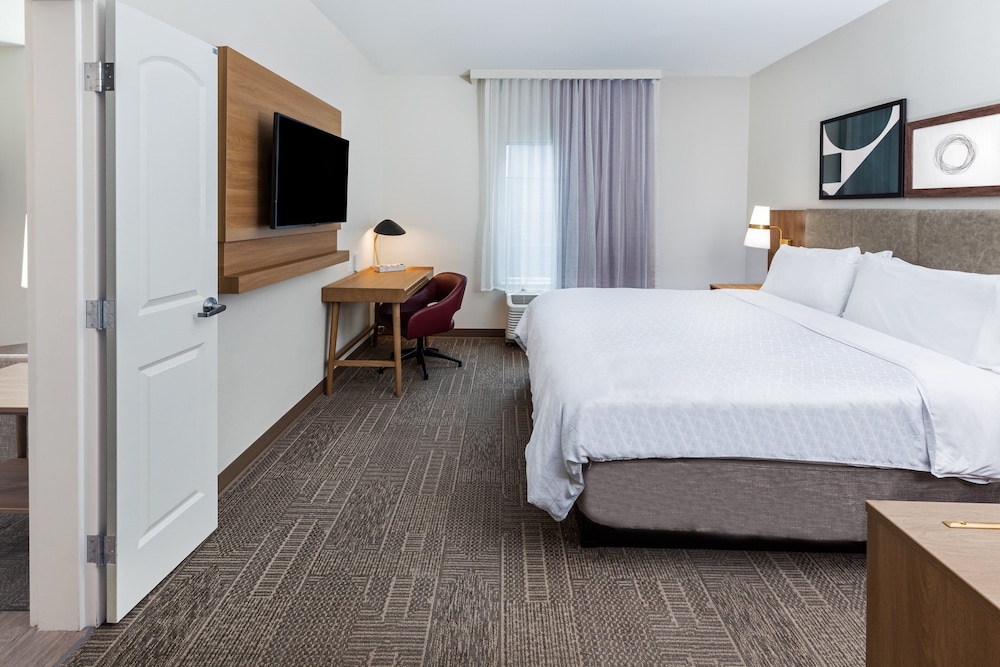 Suite, 2 Bedrooms, Kitchen