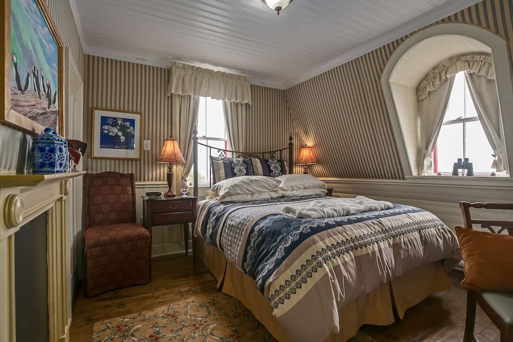 Kenneth Room photo 1