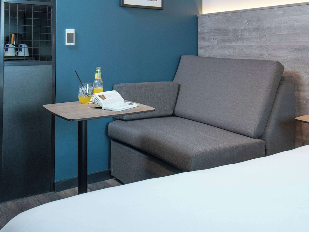 Standard Room, 1 Double Bed with Sofa bed - Photo 5