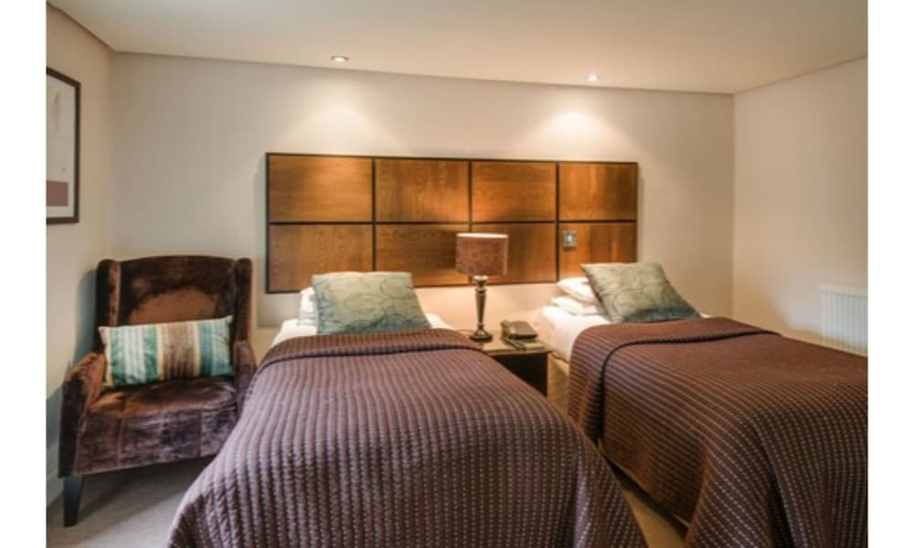 Deluxe Twin Room photo 3