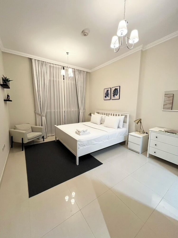 Apartment, 1 King Bed With Sofa Bed, Non Smoking