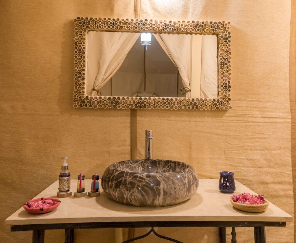 Deluxe Double Room, Balcony, Courtyard View