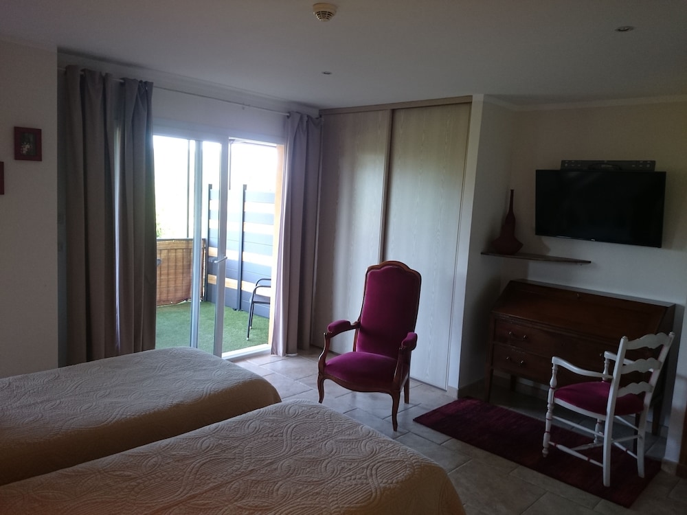 Superior Twin Room, Terrace photo 2