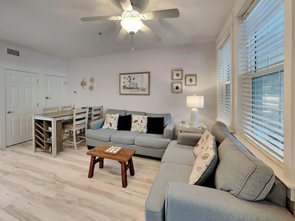 Condo, Multiple Beds, Patio (The Village #611)