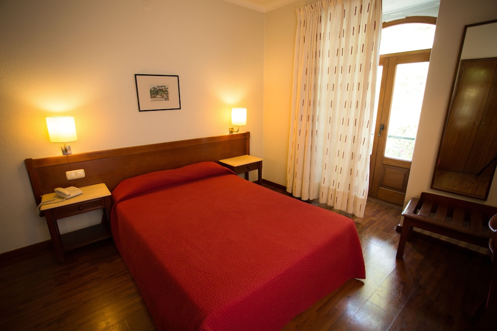 City Double Room, 1 Double Bed, Balcony, Garden Area
