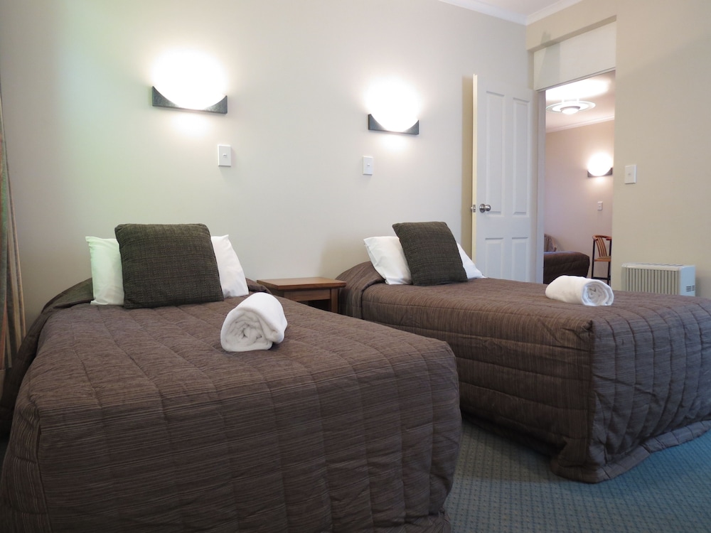 Superior Family Suite - Photo 2