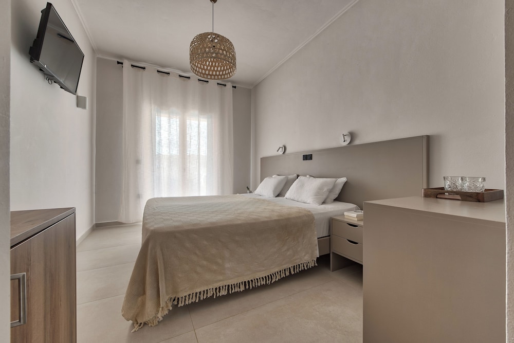 Premium Double or Twin Room photo 1