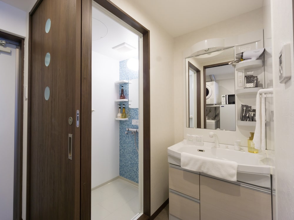 Basic Twin Room - Photo 5