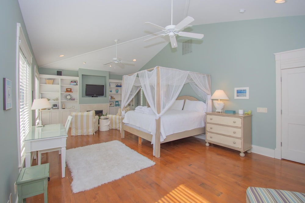 House, Multiple Beds, Balcony, Ocean View photo 3