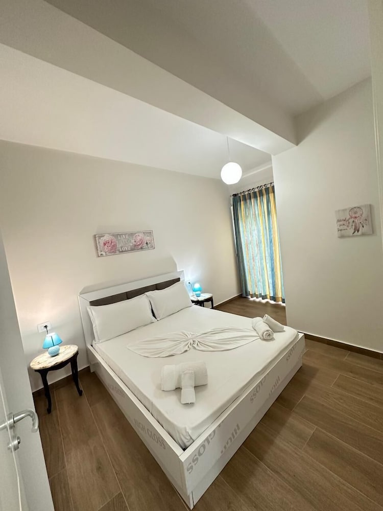 Panoramic Apartment, Partial Sea View