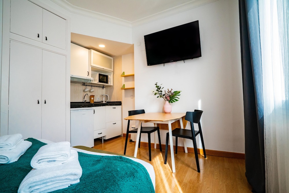 Studio with Gran Via Views (2 people) - Photo 9