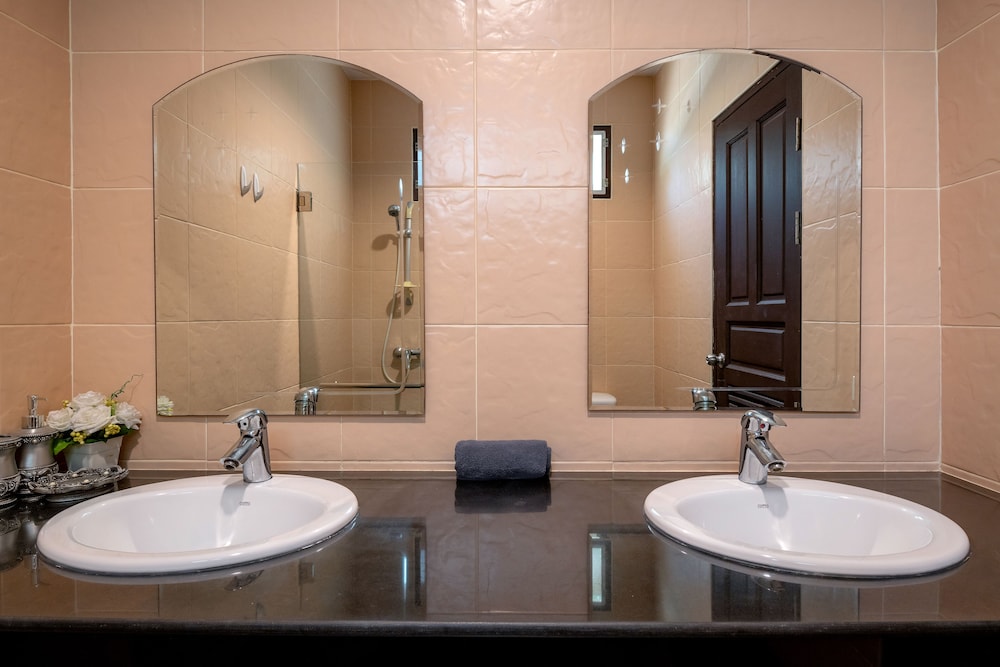 Standard Villa, 3 Bedrooms, Non Smoking, Kitchen - Photo 3