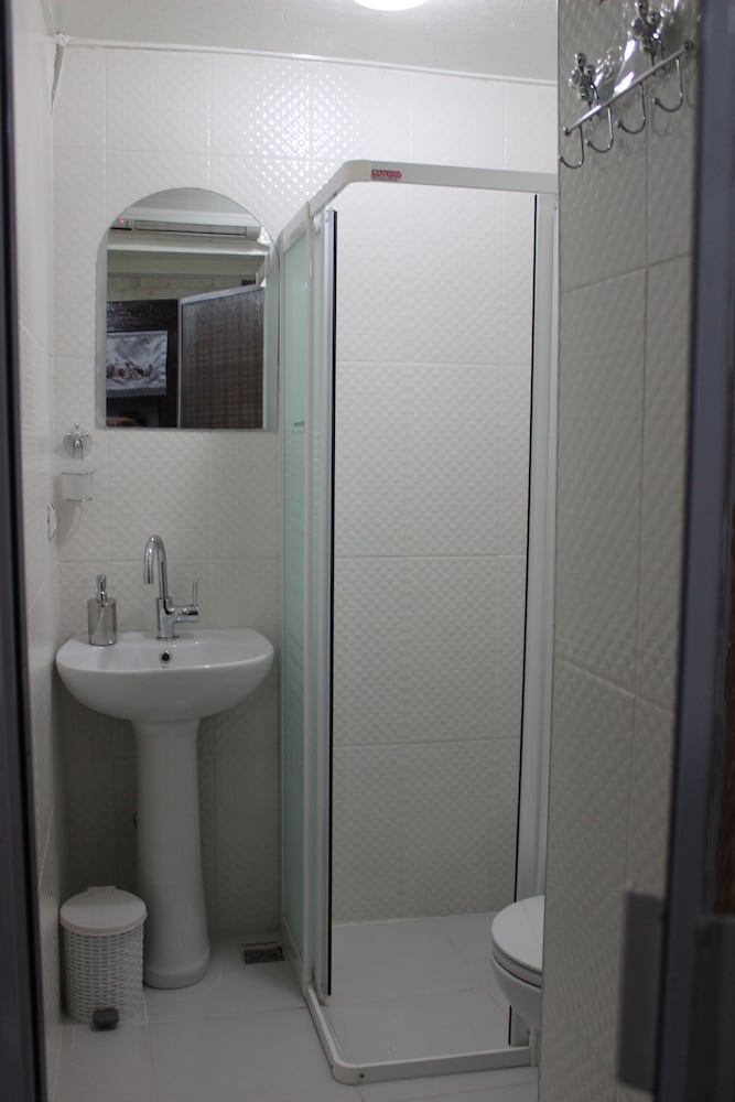 Standard Twin Room photo 2