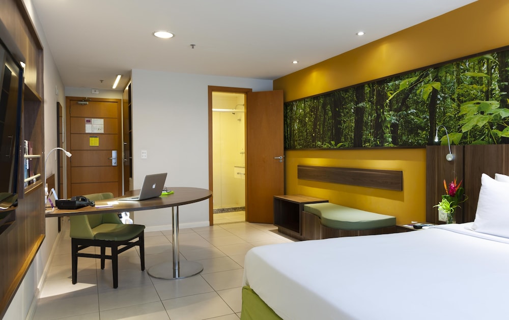 Standard Room, 1 Queen Bed - Photo 6