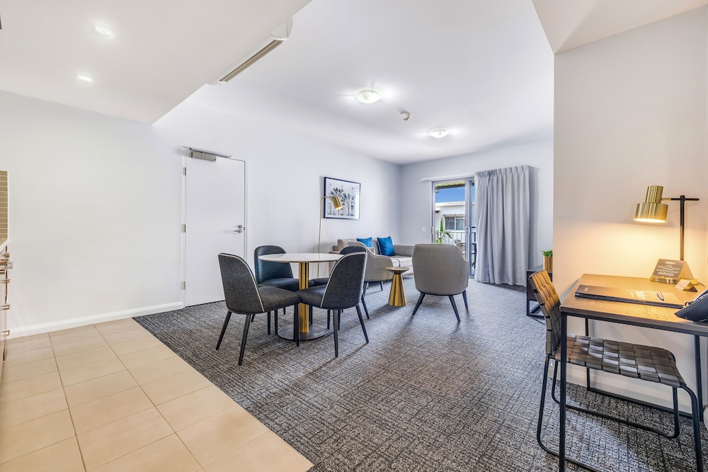 One Bedroom Apartment - Photo 6