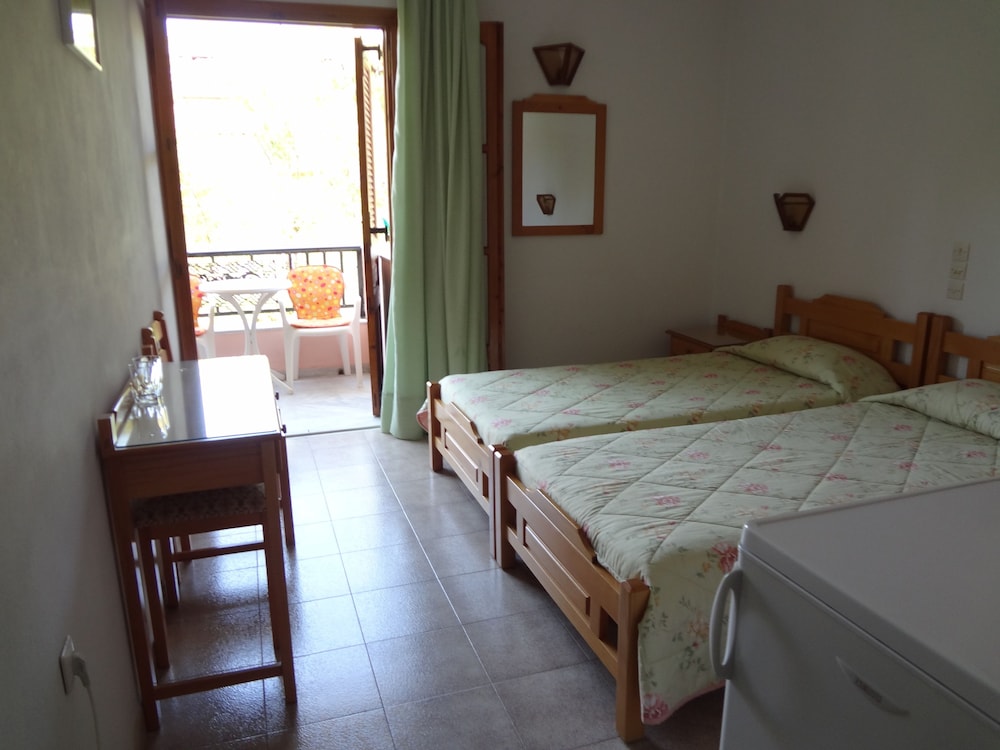 Standard Room, 2 Twin Beds, Sea View