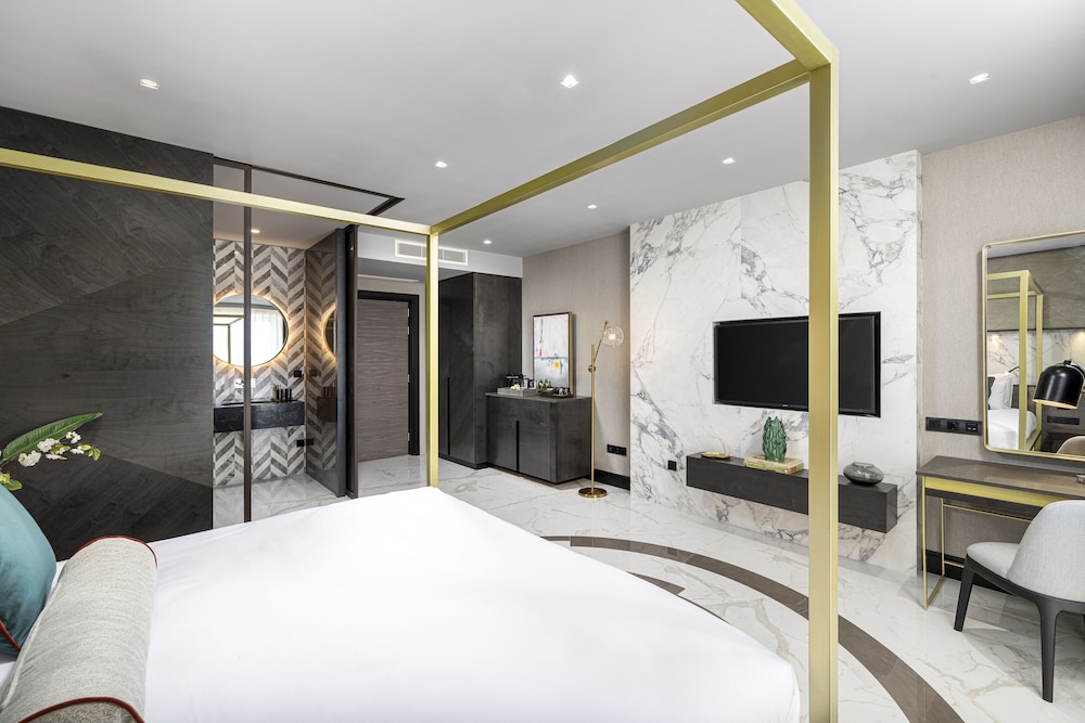 Deluxe Double Room photo 2