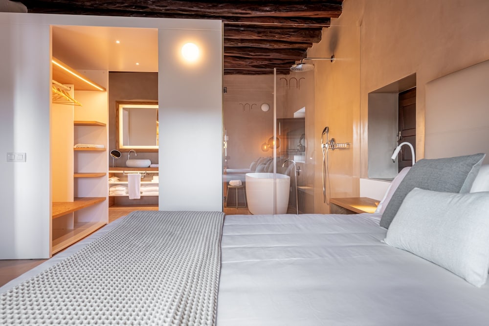 Grand Suite, 1 Bedroom photo 2