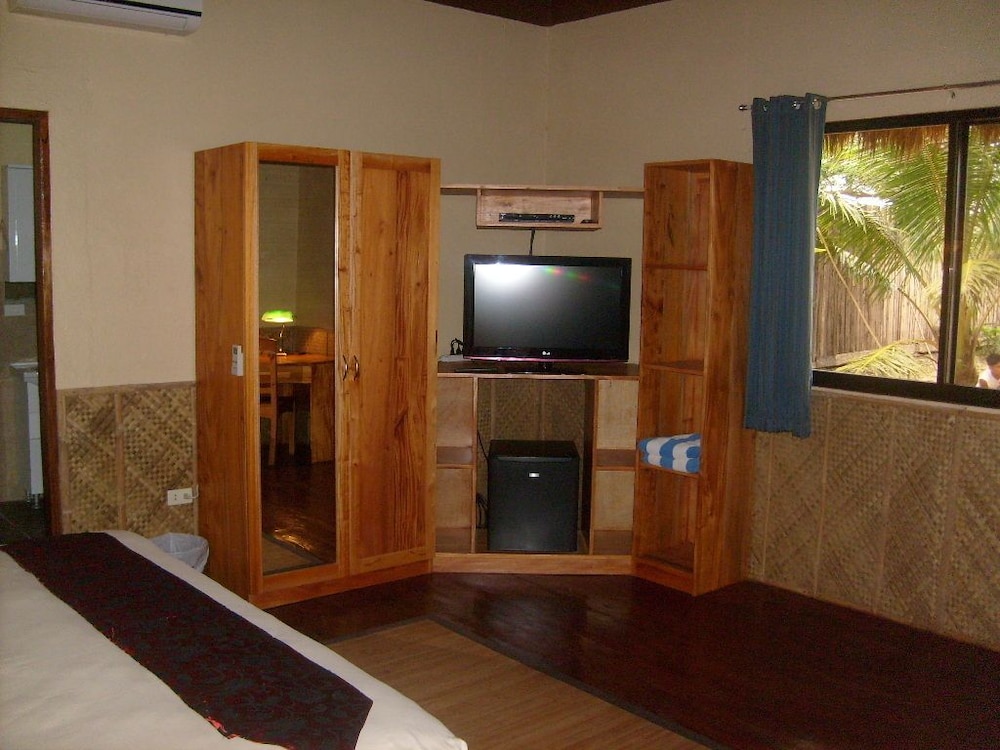 Sea Breeze Suite photo 2