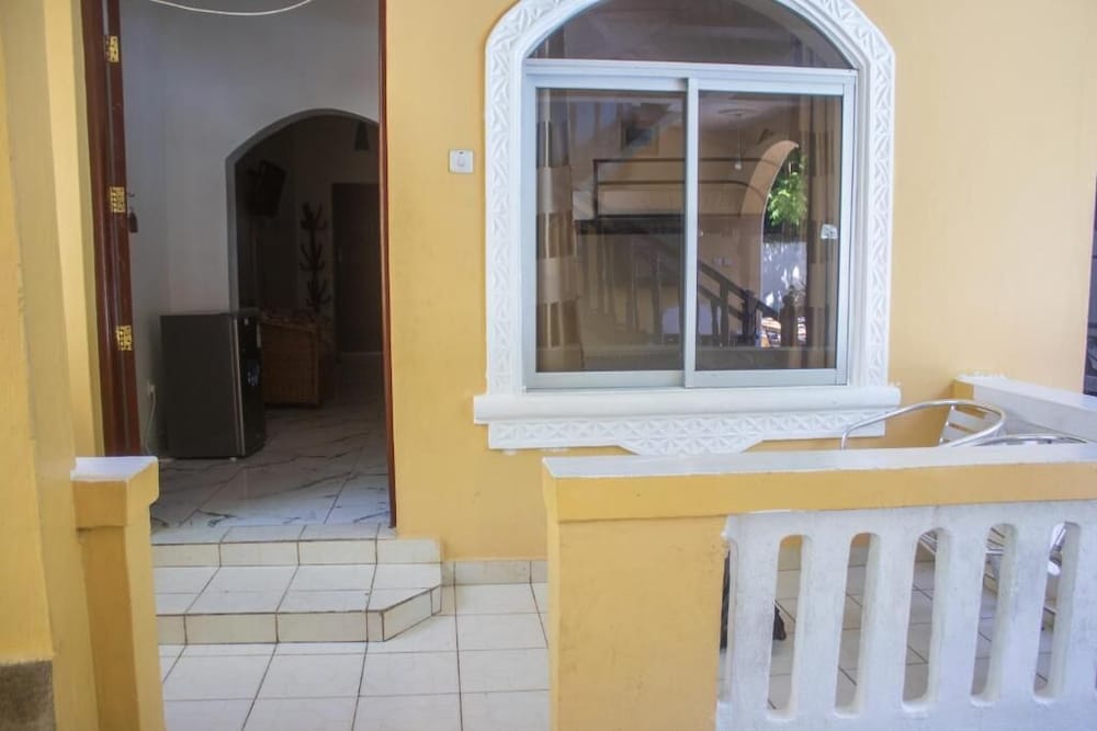 Deluxe Studio Suite, Air conditioning, Pool View