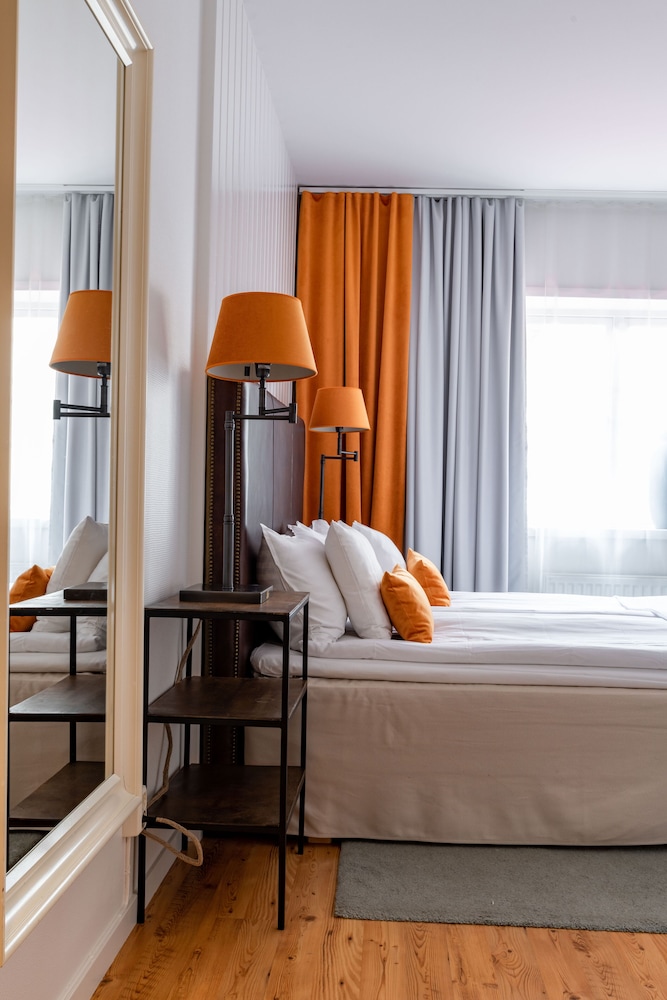 Basic Double Room photo 2