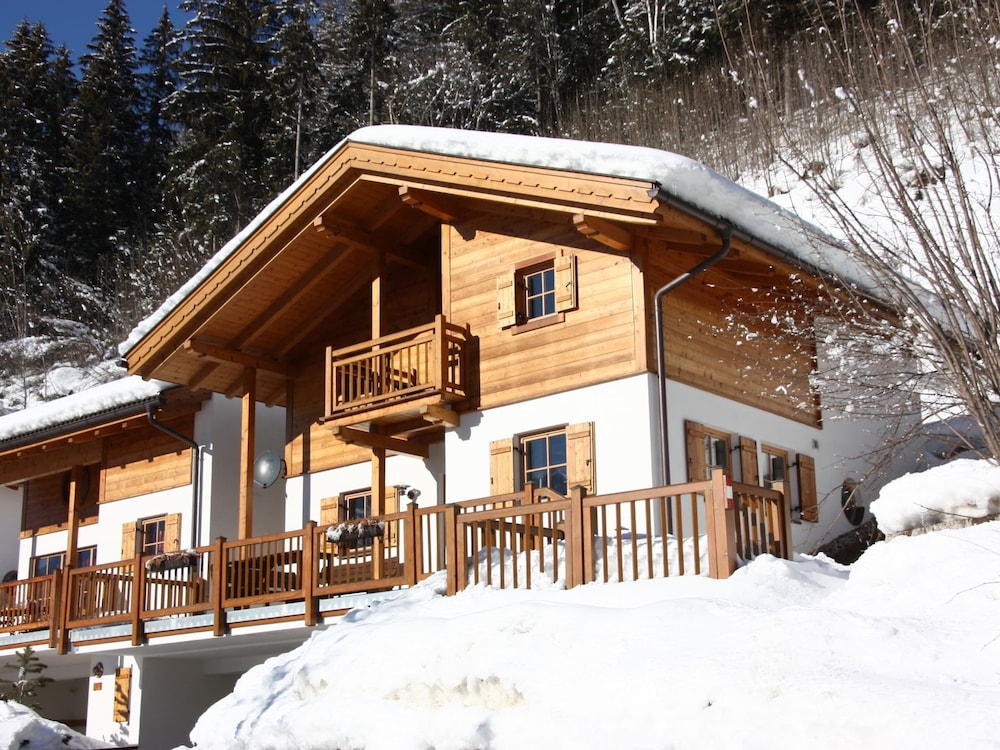 Chalet photo 1