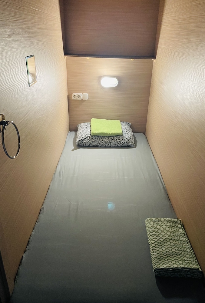 Single Room - Capsule