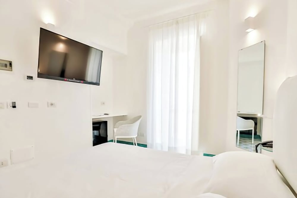 Standard Quadruple Room photo 2
