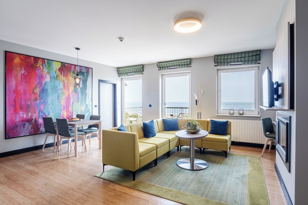 Two-Bedroom Apartment - Sea View (Fire Safety Window in one bedroom, cannot be opened)