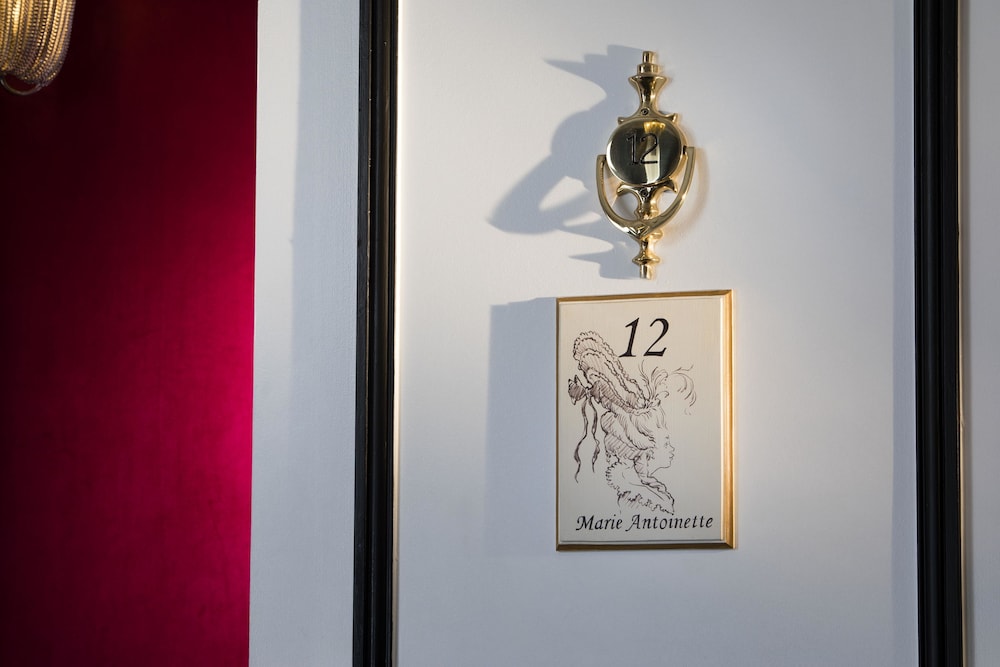 Privilege room Privilege room