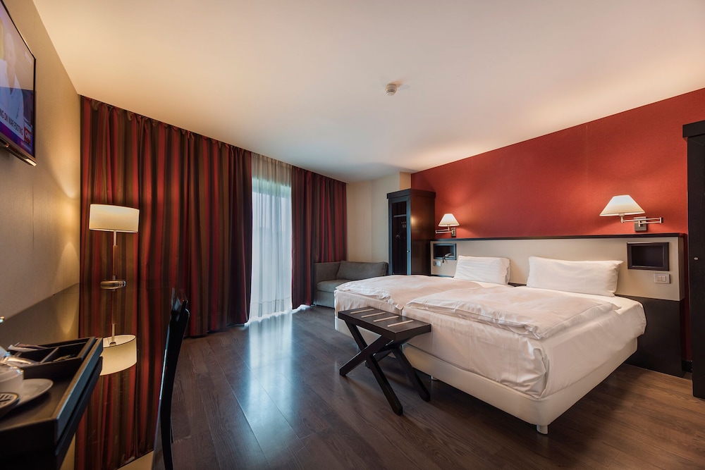 Standard Twin Room - Photo 5