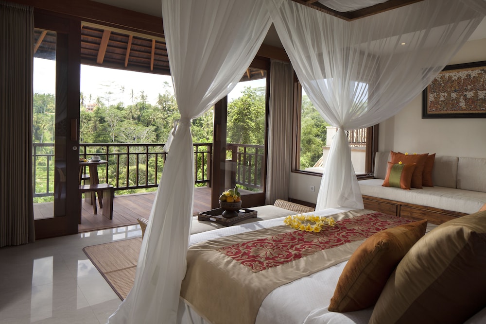 Deluxe Suite Valley & Rice Field View