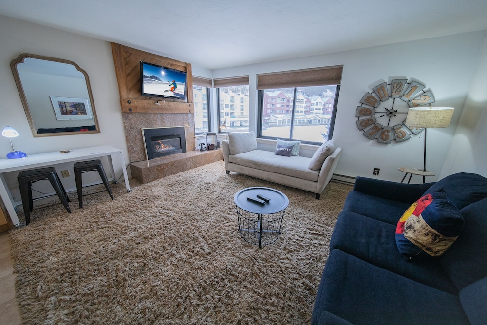 Deluxe Studio, 1 Double Bed with Sofa bed, Fireplace, Lake View (Edgewater 1436)
