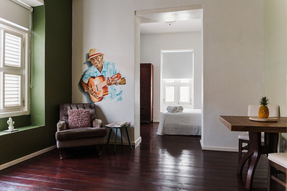 Design Studio photo 2