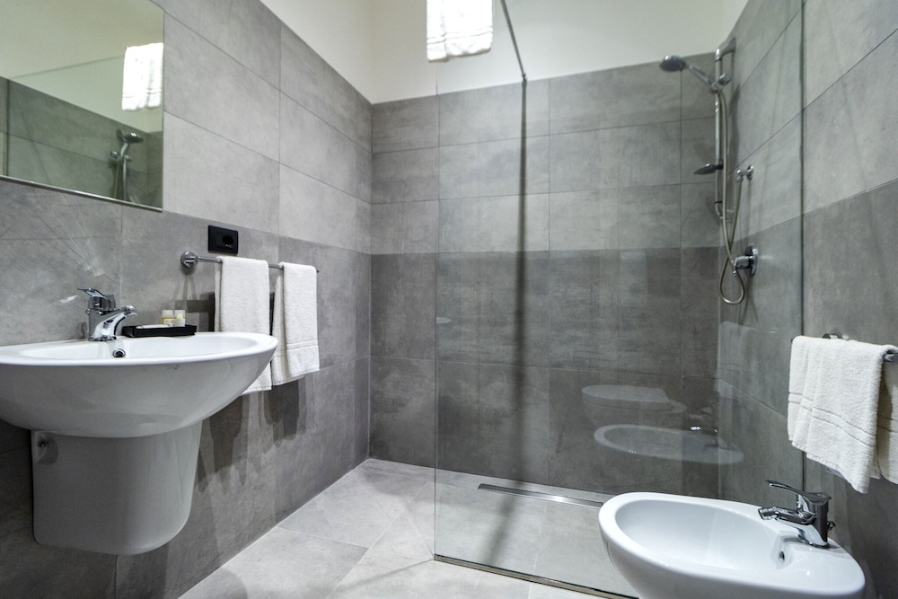 Classic Double Room - Photo 4