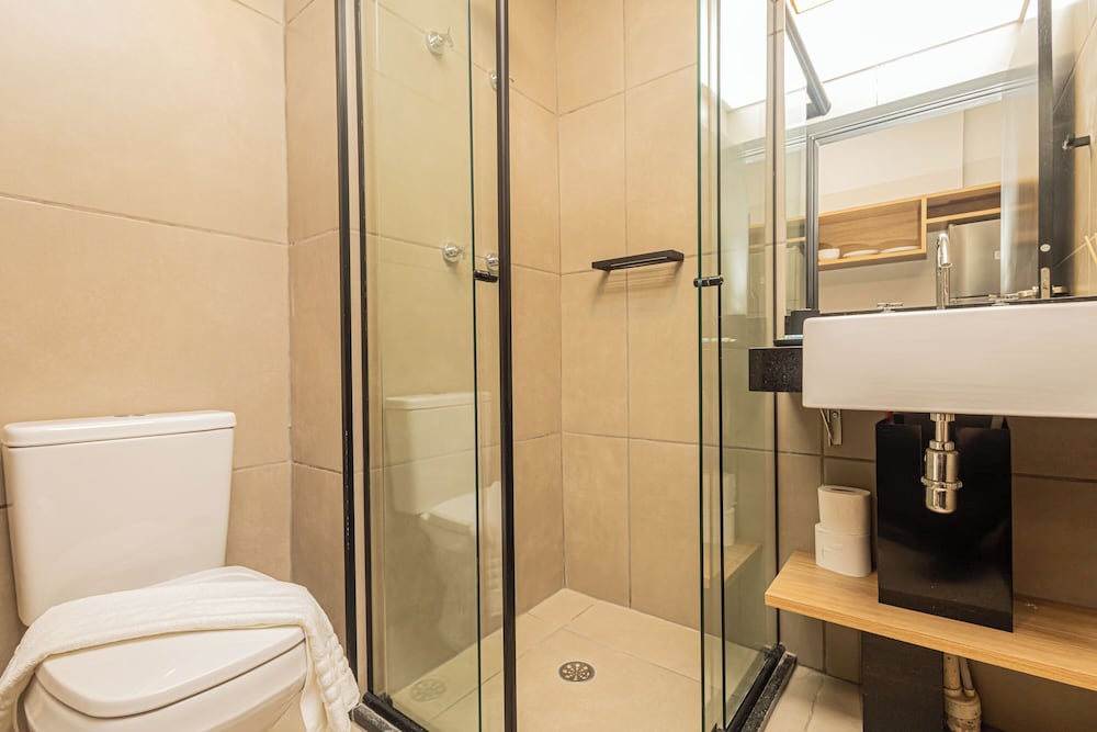 Superior Double Room, Balcony, City View photo 3