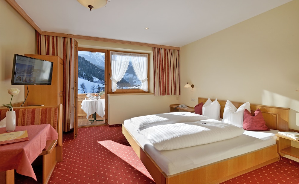 Double Room (B) photo 1