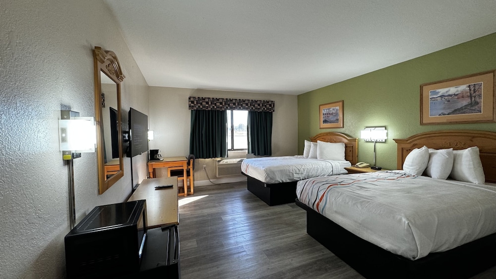 Standard Double Room, 2 Double Beds photo 3