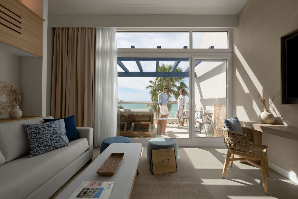 Sea view Mezzanine Suite