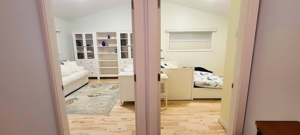 Luxury House photo 2