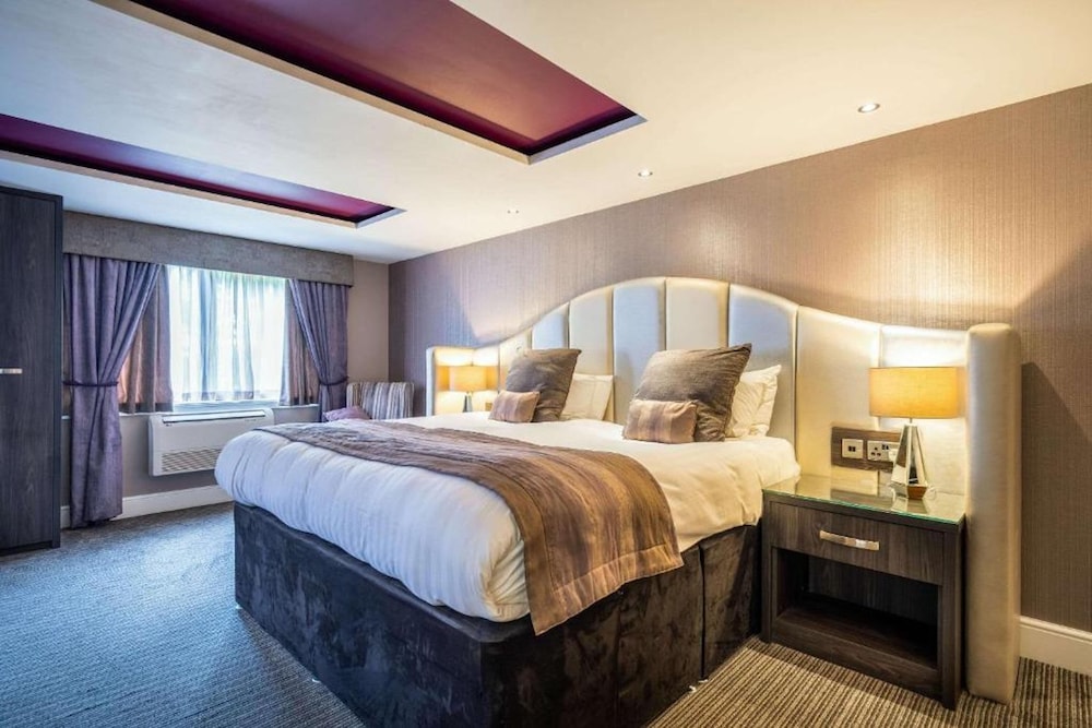 Suite, 1 King Bed (Tall King)